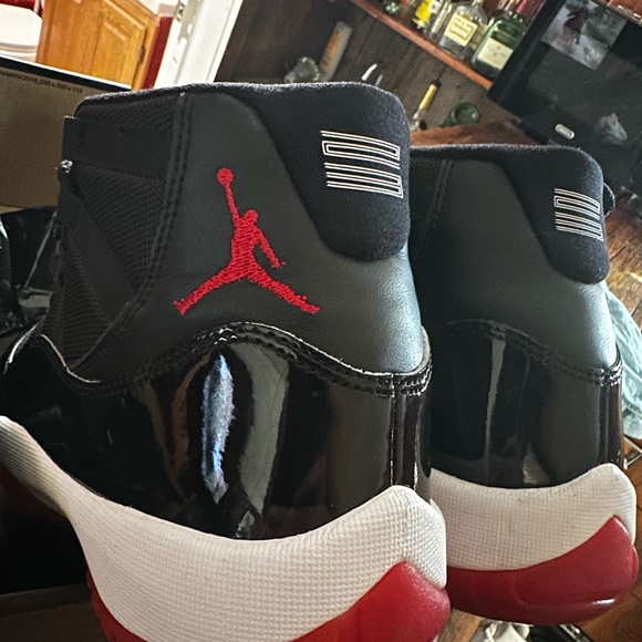 Jordan 11 Retro ‘Bred’ - Picture 5 of 9